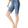 Women'S INC International Concepts | Curvy-Fit Contrast-Trim Cuffed Denim Shorts Cordelia Wash