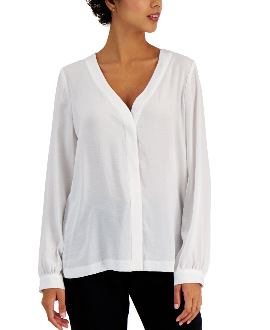 Juniors' Alfani | V-Neck Top Bright White